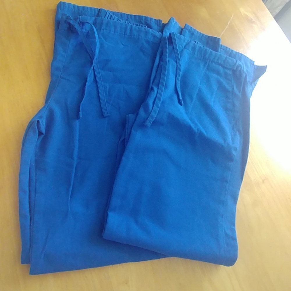 Bundle of 2 Scrub Pants